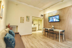 Lovely 2 Bedroom apartment by YourHost
